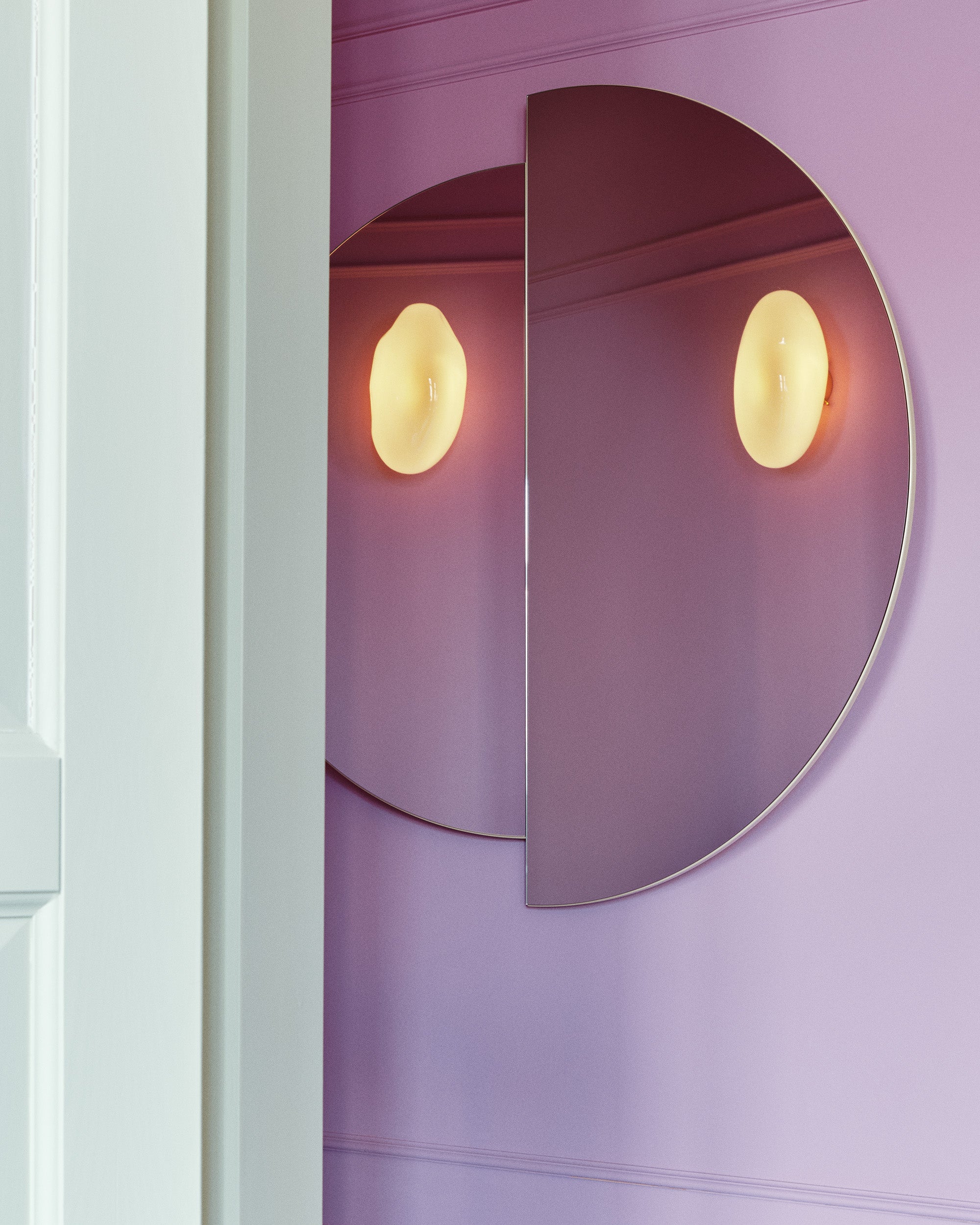 Bon Bon Wall Lamp